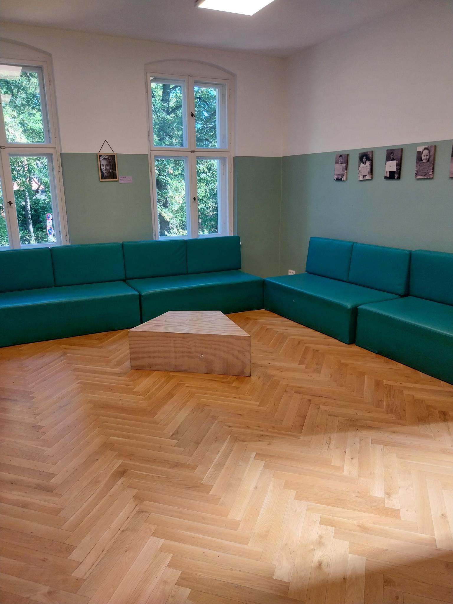 Sofaraum1 1
